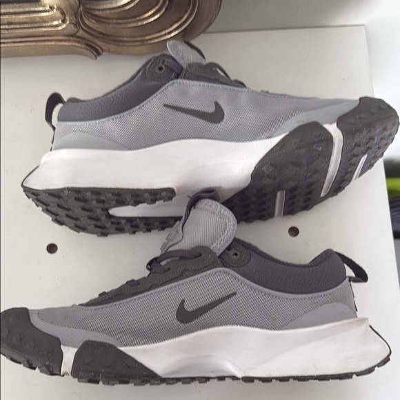 Nike Air Diamond VarsityTurf Baseball Athletic Shoes - Picture 6 of 9